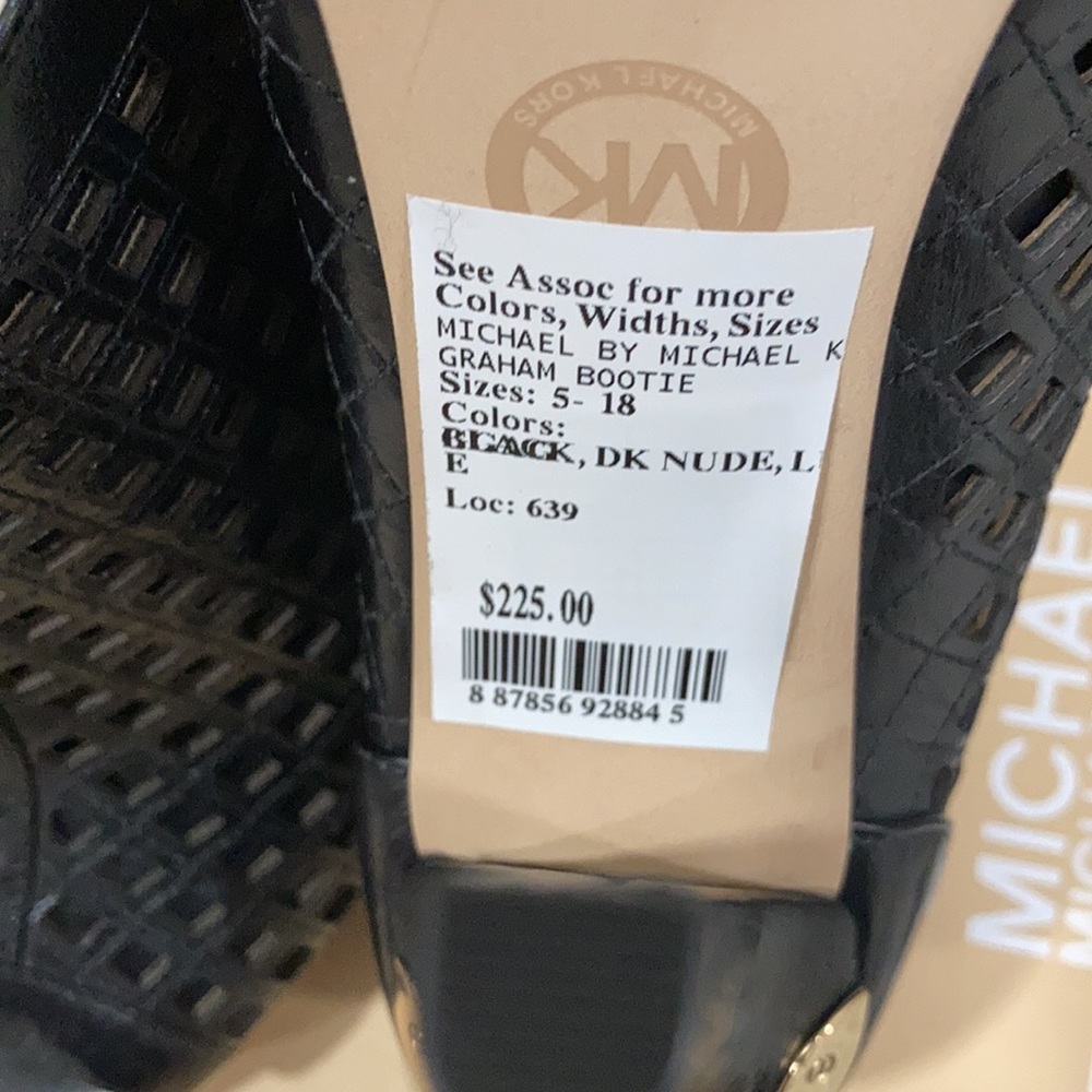 Michael Kors black leather Graham bootie - Picture 3 of 3